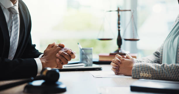 How to Choose the Right Lawyer for Your Case